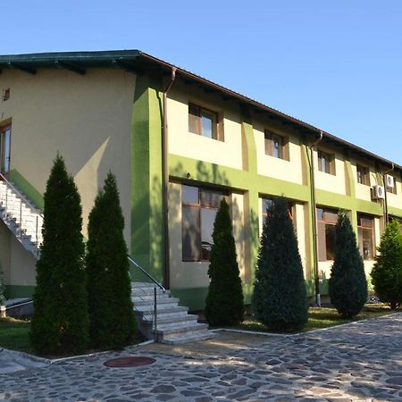 Motel Mesterul Manole Curtea de Argeş Eksteriør bilde